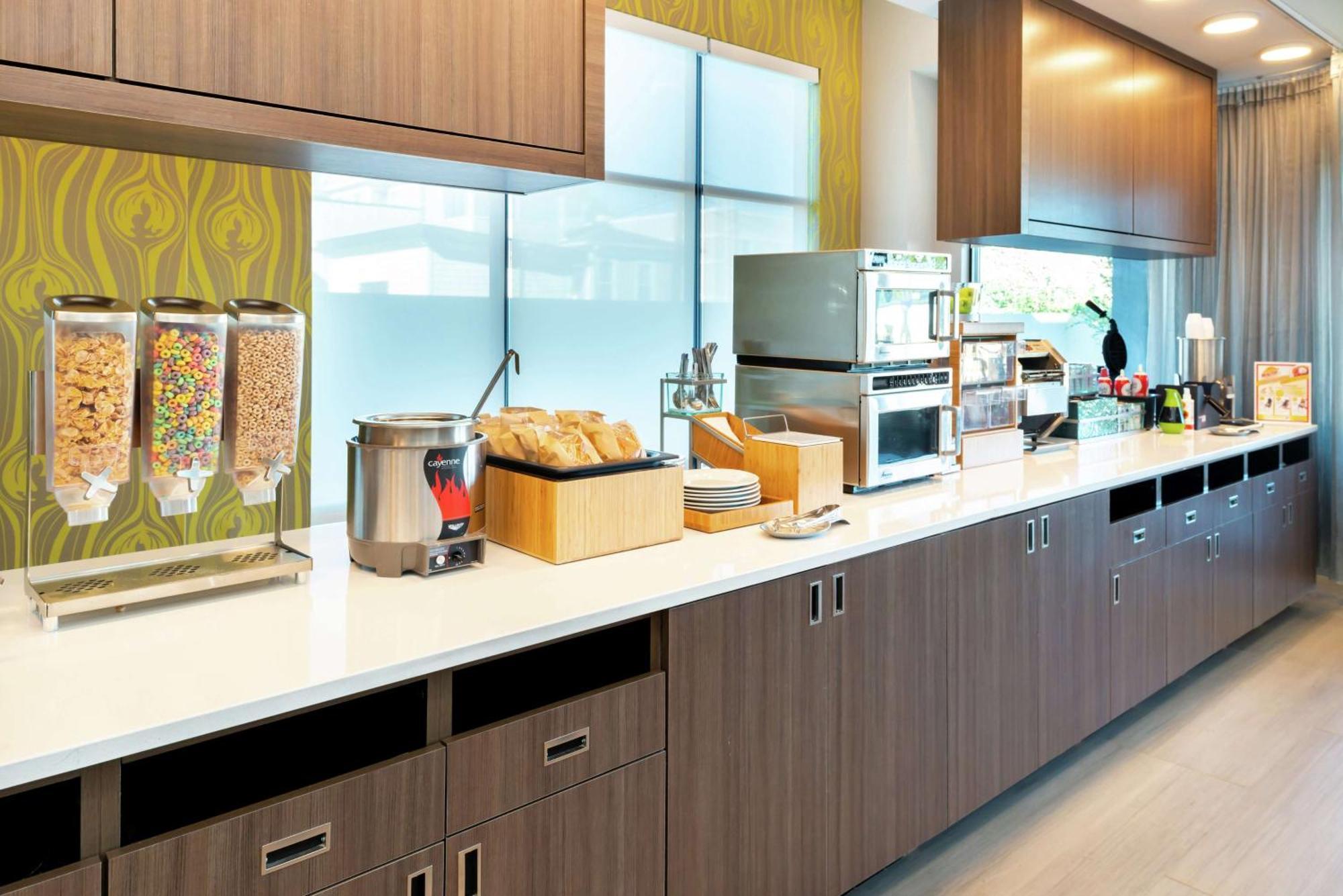 Home2 Suites By Hilton Columbia Downtown Экстерьер фото